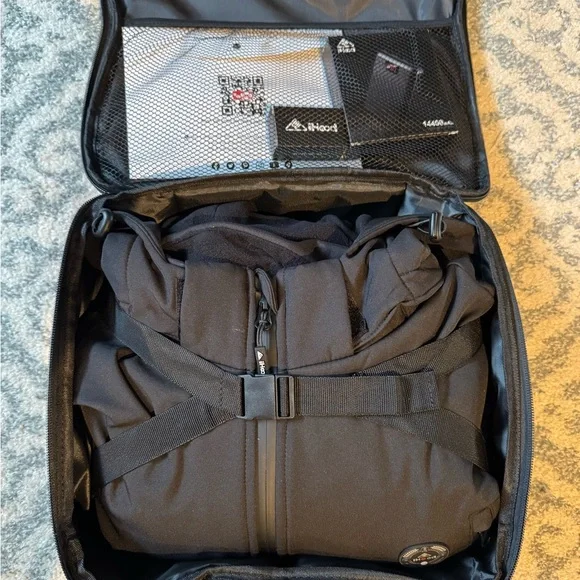 iHood Women’s heated coat - Picture 7 of 7